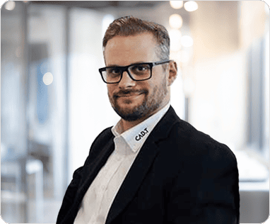 Marcel Liebhart, Head of Marketing CAD+T shares his testimonial for Zoho Expense.